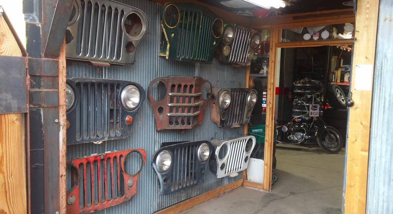 Illustration for article titled This Amazing Indoor Jeep Junkyard Is My Heaven On Earth